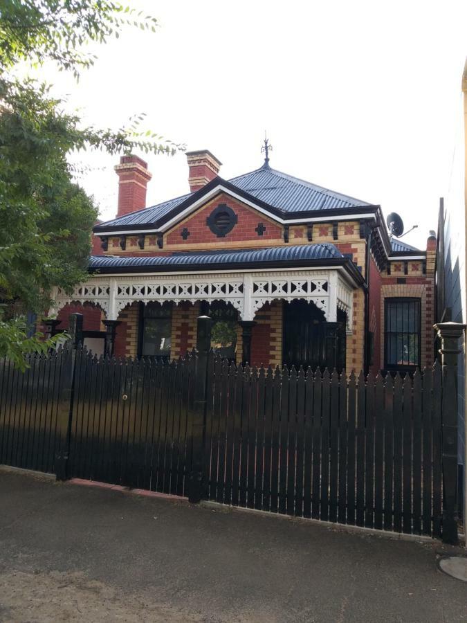 Unique Cbd Home Bendigo Exterior photo